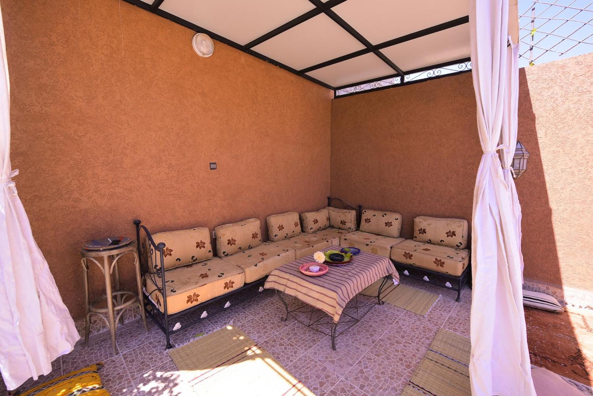 Ryad Rdate Lwalidine Marrakesh Bagian luar foto