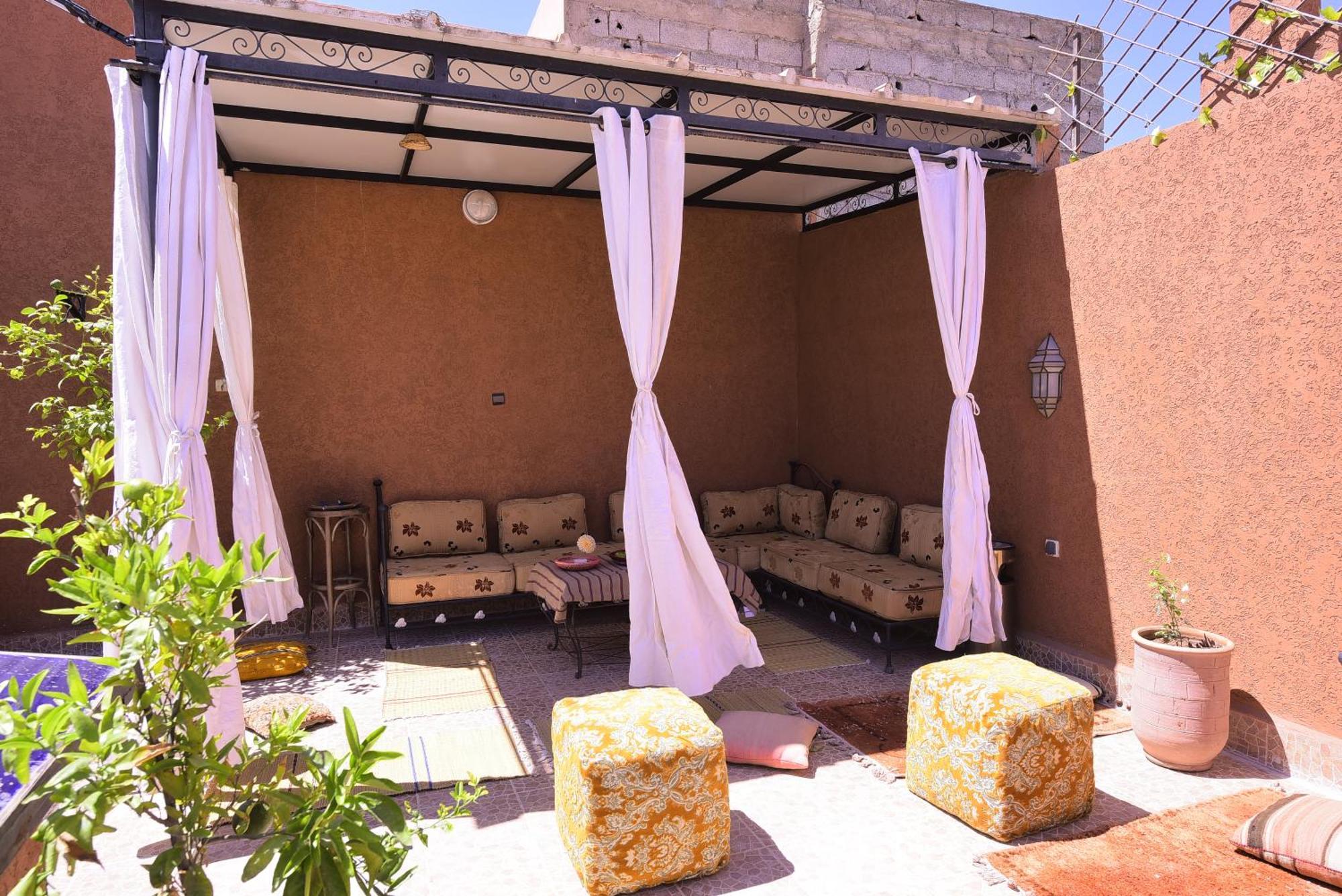 Ryad Rdate Lwalidine Marrakesh Bagian luar foto